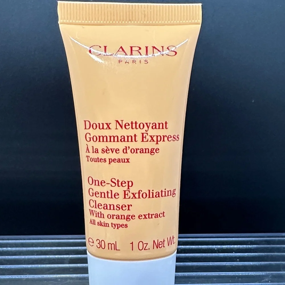 3/$15 Clarins One-Step Gentle Exfoliating Cleanser 🌼